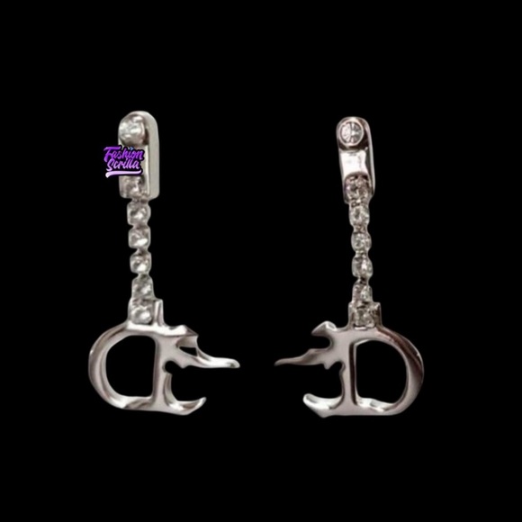 Dior John Galliano Vintage Silver Diamanté Crystal Fire ‘D’ Drop Chain Earrings - Picture 6 of 6